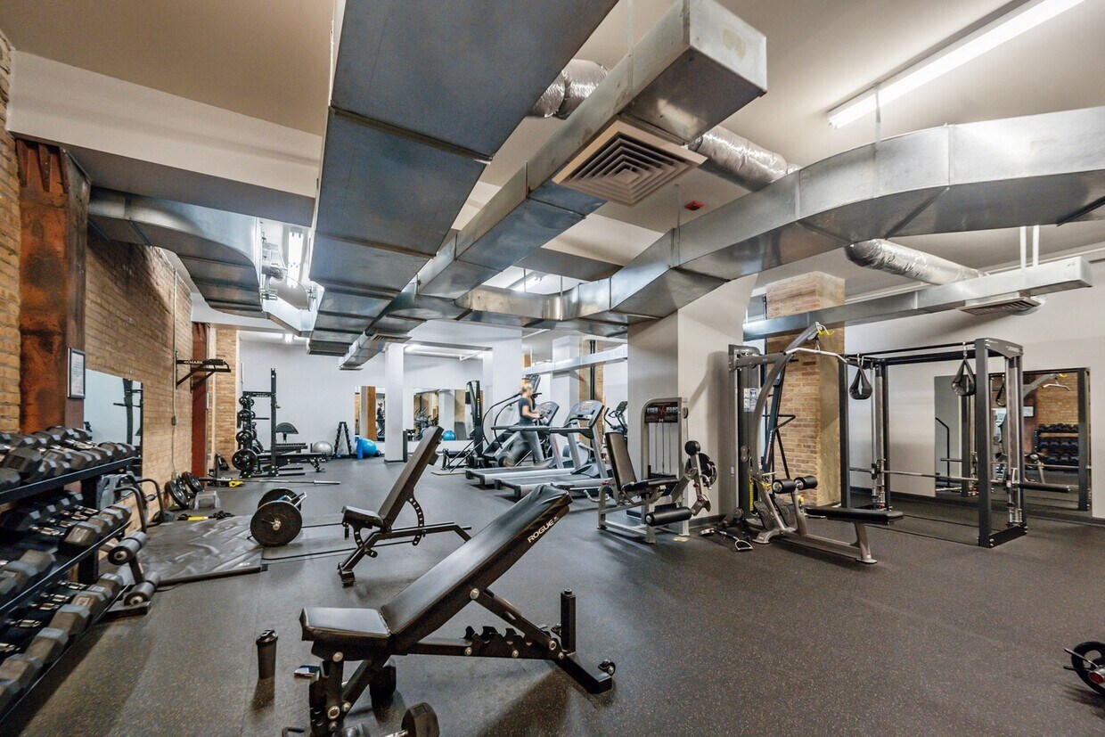 Foto principal - 520 W Huron St