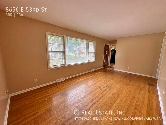 Building Photo - 8656 E 53rd St