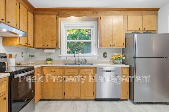 Foto del edificio - 700 Brantley Rd