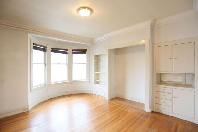 Foto del edificio - 1243 Pine St