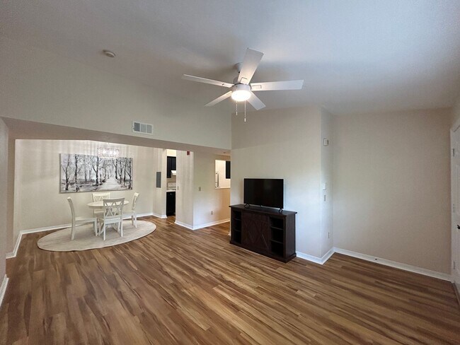 Foto del edificio - 2360 SW Archer Rd
