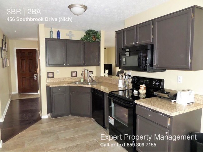 Building Photo - 3 bedroom in Nicholasville KY 40356