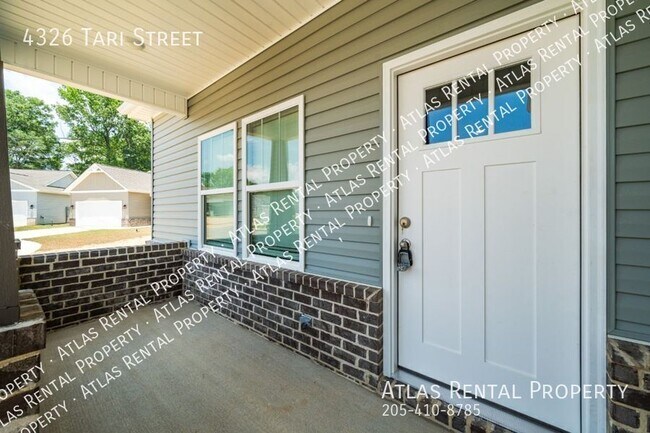 Building Photo - 4326 Tari St