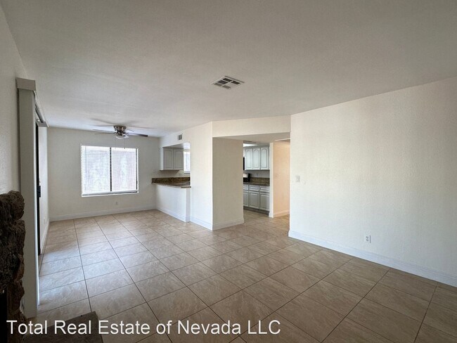 Building Photo - 3 br, 2.5 bath House - 8132 Bridle Path Way