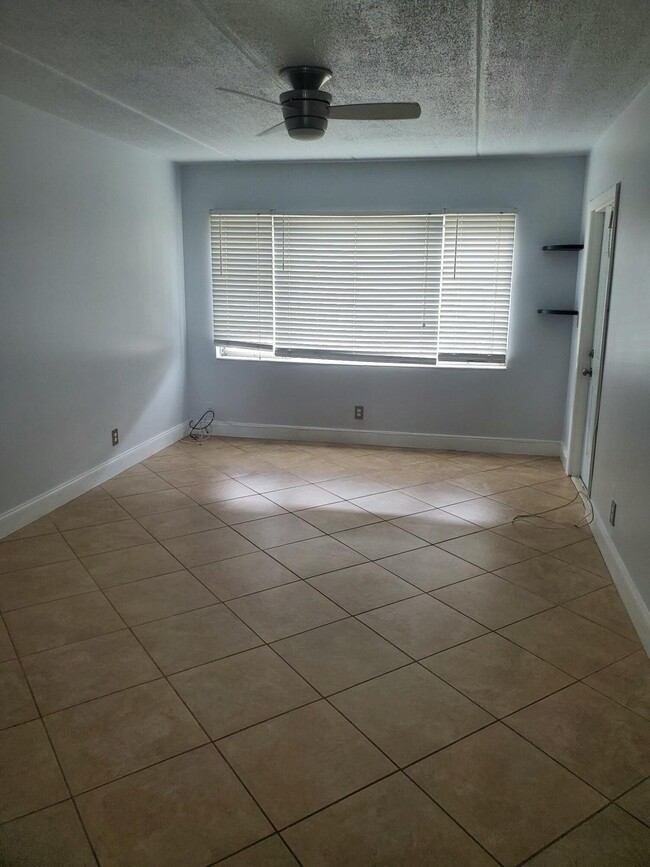 Building Photo - 4500 N Flagler Dr