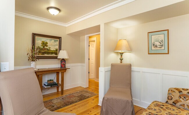 Building Photo - 80 Sea Pines Dr