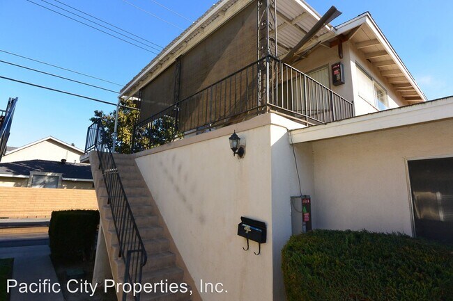 Building Photo - 5901 Belgrave Ave