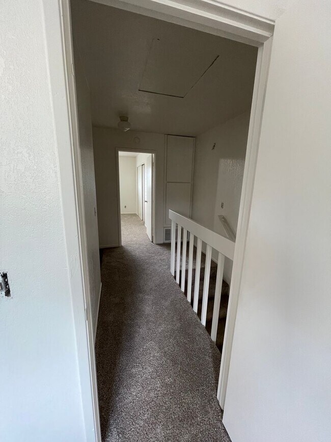 Foto del edificio - Charming Townhouse (2 Bed / 1.5 Bath)