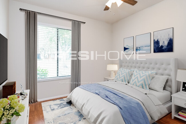 Foto del edificio - 5527 Long Lake Dr