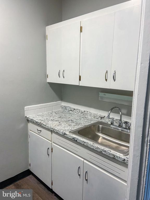Foto del edificio - 42 E 3rd St