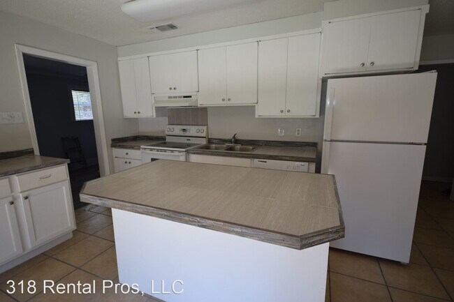 Building Photo - 4 br, 2 bath House - 1704 Cooktown Rd