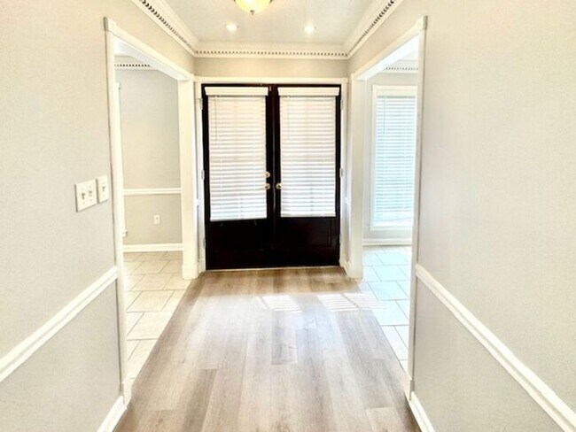 Foto del edificio - OPEN HOUSE! Renovated Bartlett Home- Highl...