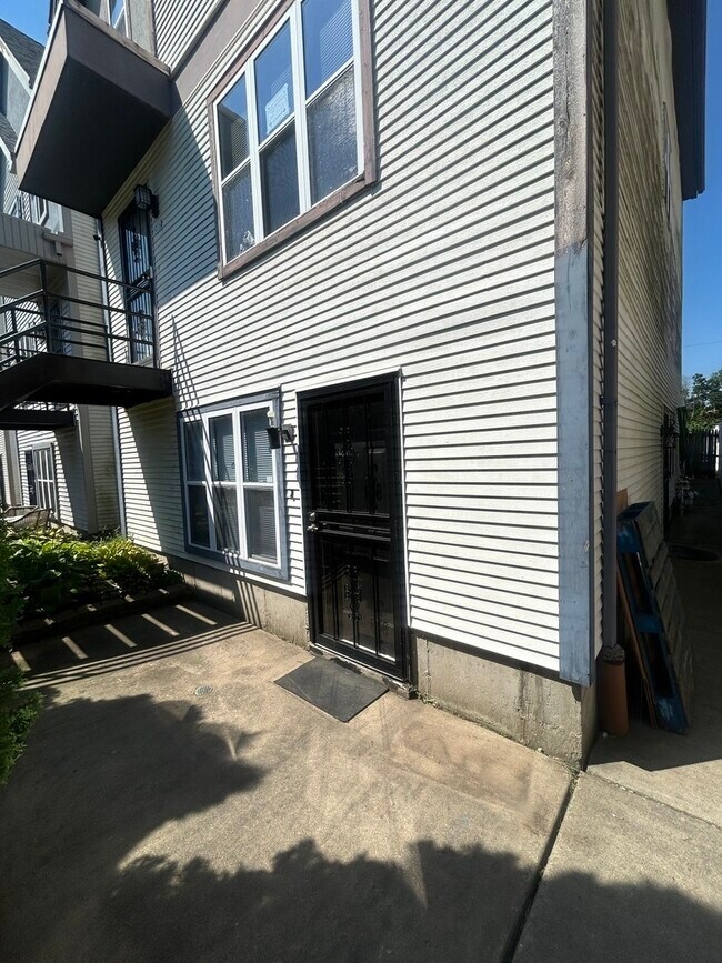 Foto del edificio - 6538 S Kenwood Ave