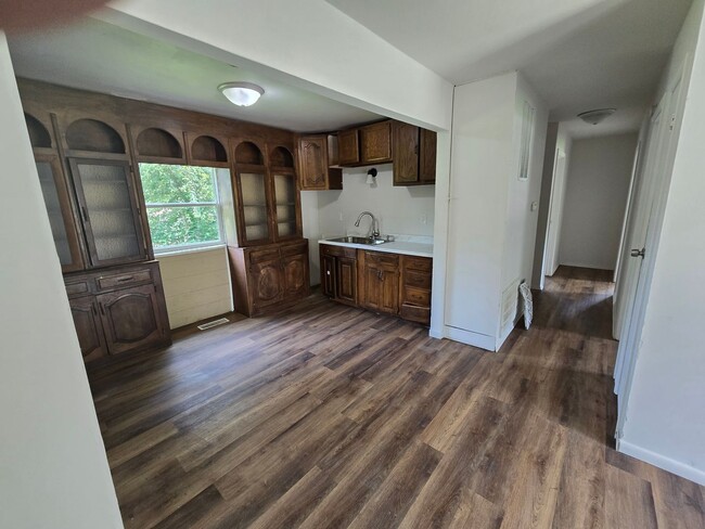 Foto del edificio - Charming 3 bed 1 bath house!