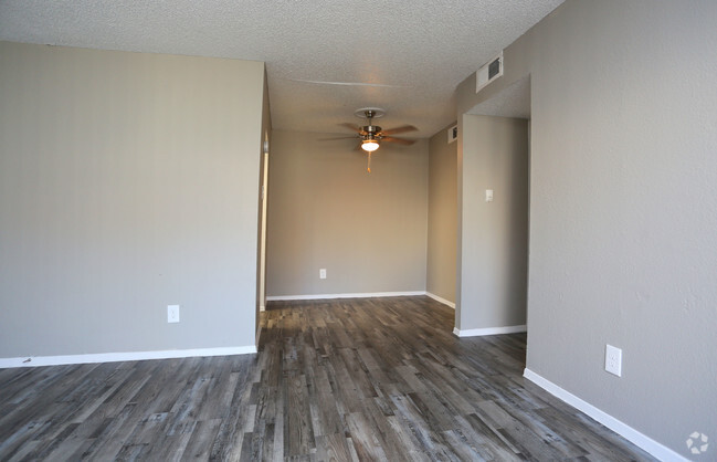 Interior Photo - Arise Carrollton