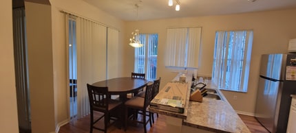 Building Photo - 5035 Sunridge Palms Dr