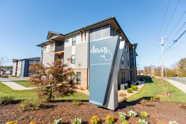 Photo - Eleven25 Apartments