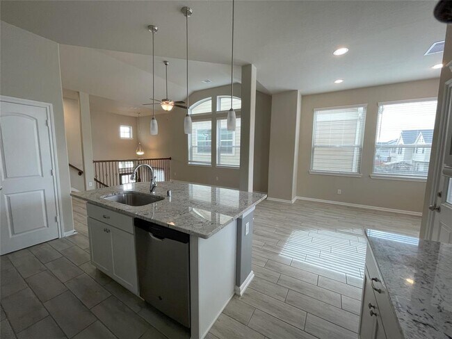 Building Photo - 5514 Sallow Bay Ln