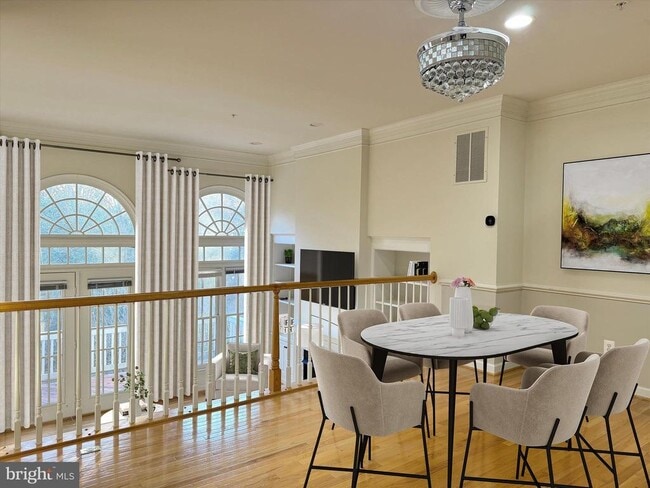 Foto del edificio - 819 Oak Knoll Terrace