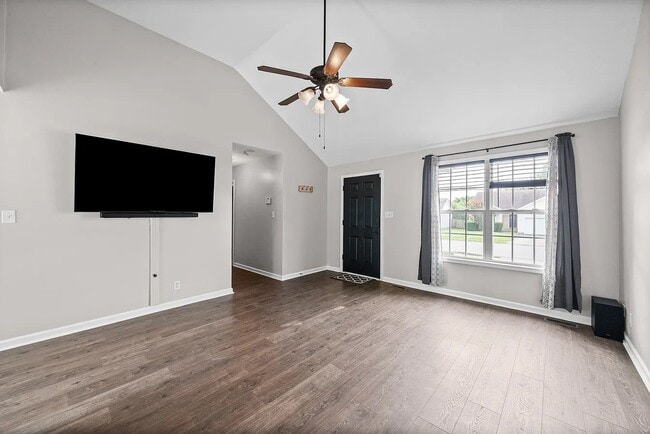 Building Photo - 515 Oakmont Dr