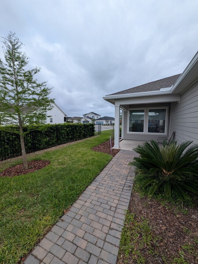 Foto del edificio - 84 Alston Dr