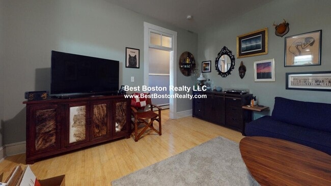 Building Photo - 206 Somerville Ave