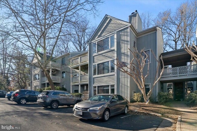 Building Photo - 2228 Hunters Run Dr