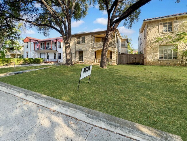 Donaldson - Donaldson Apartment