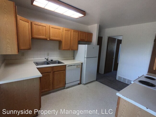 Building Photo - 3 br, 1.5 bath House - 235 S. 40th Street