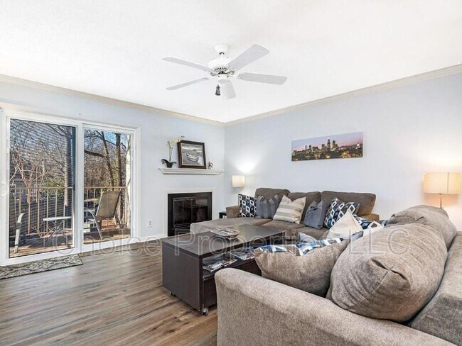 Building Photo - 3284 Heathstead Place