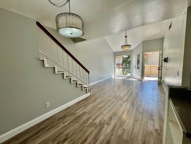 Building Photo - 7770 Youngdale Way