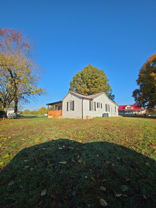 Building Photo - 4635 Cumby Rd