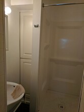 Building Photo - 809 Watson St