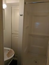 Building Photo - 809 Watson St