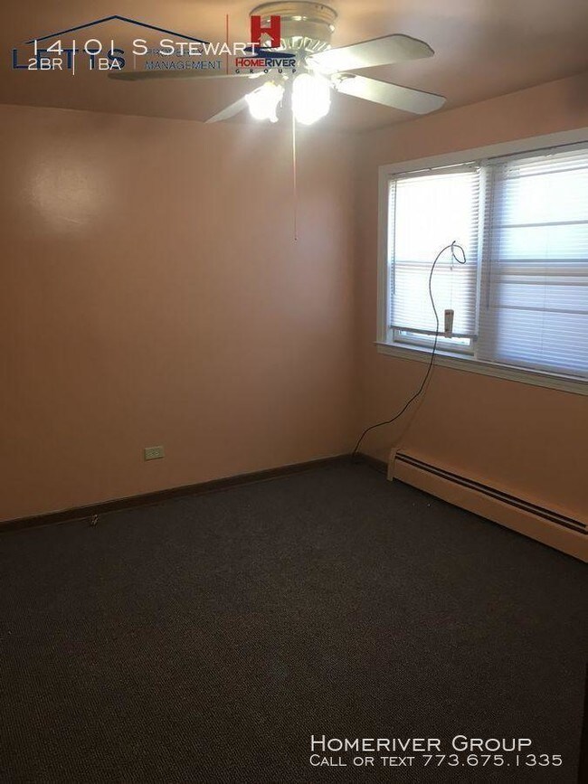 Foto del edificio - 2 bedroom in Riverdale IL 60827