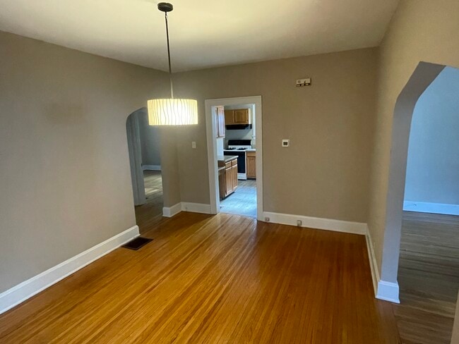 Dining room - 3219 Glengyle Ave