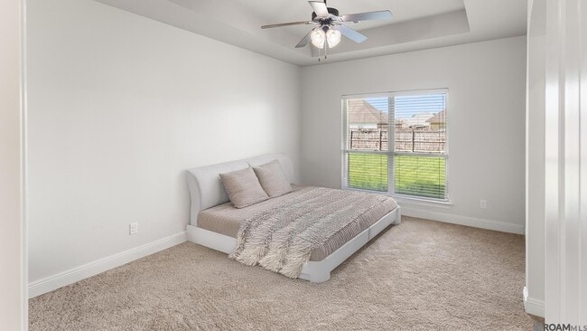 Building Photo - 17634 Hoods Ridge Dr