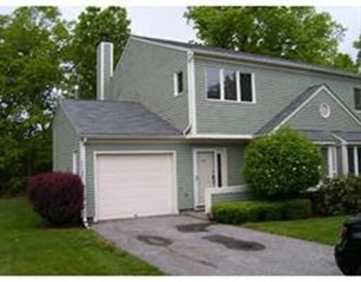 Foto del edificio - 43 Oakwood Ln