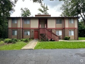 Building Photo - 749 Pointe Ct