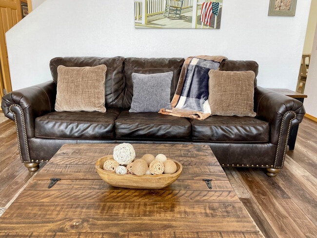 Building Photo - 51 Dakota Ln