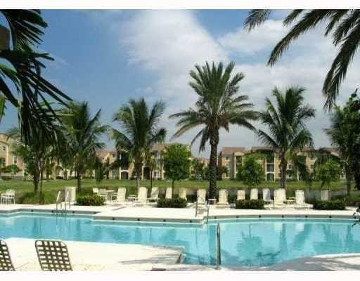 Foto del edificio - 2163 Renaissance Blvd