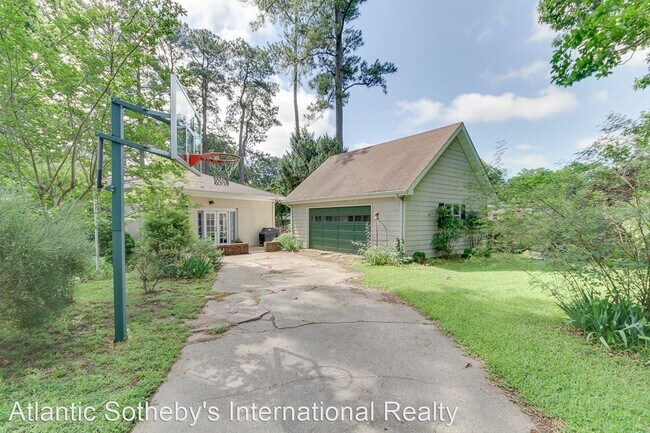 Building Photo - 4 br, 3 bath House - 4501 Thoroughgood Drive