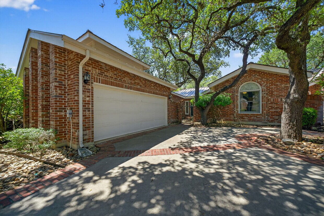 Primary Photo - 1 Villa Bonita