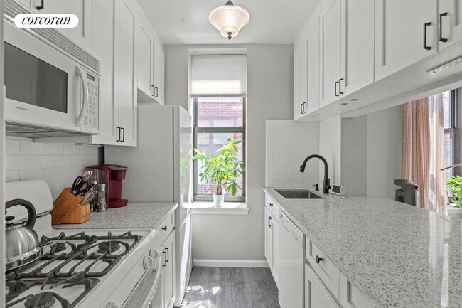 Foto del edificio - 115 Eastern Pkwy
