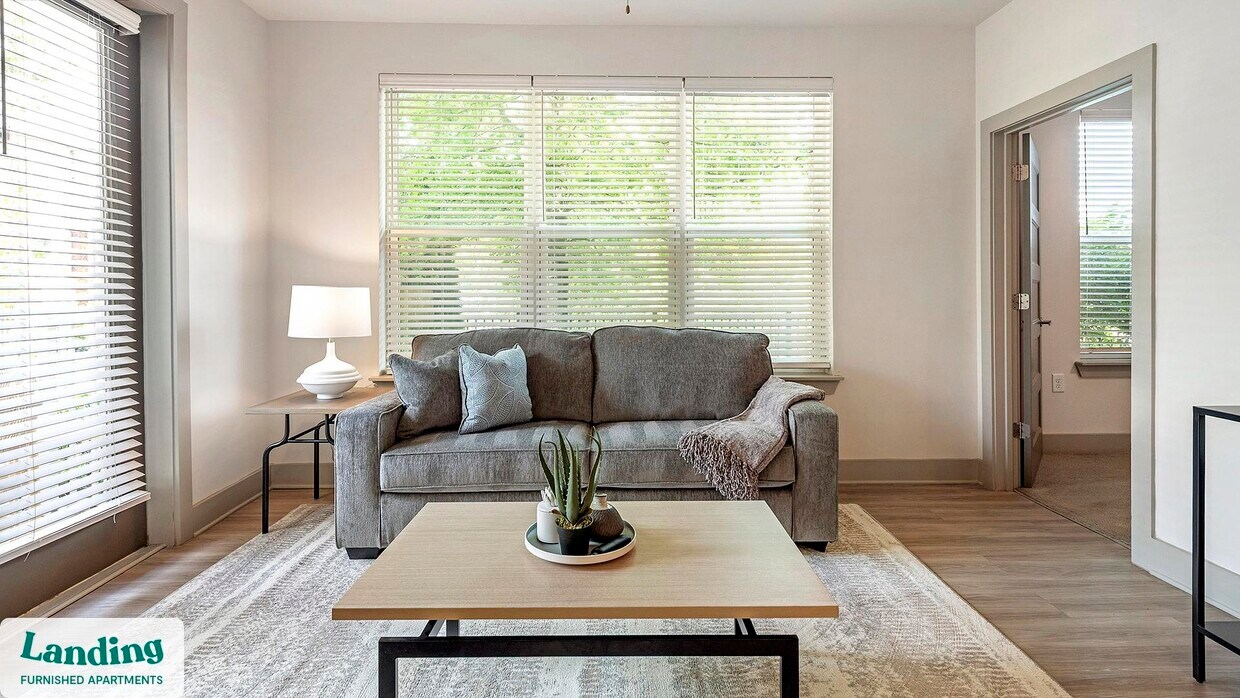 Foto principal - 5025 Wembley Central Ln