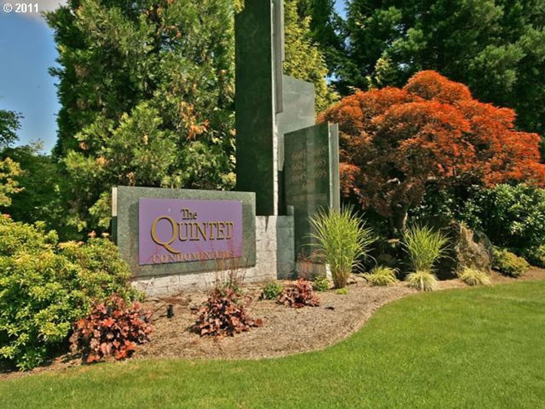Primary Photo - QUINTET CONDO ON WEST BURNSIDE