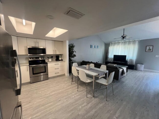 Foto del edificio - 354 Chandler St