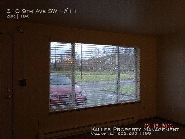 Building Photo - 610 9th Ave SW