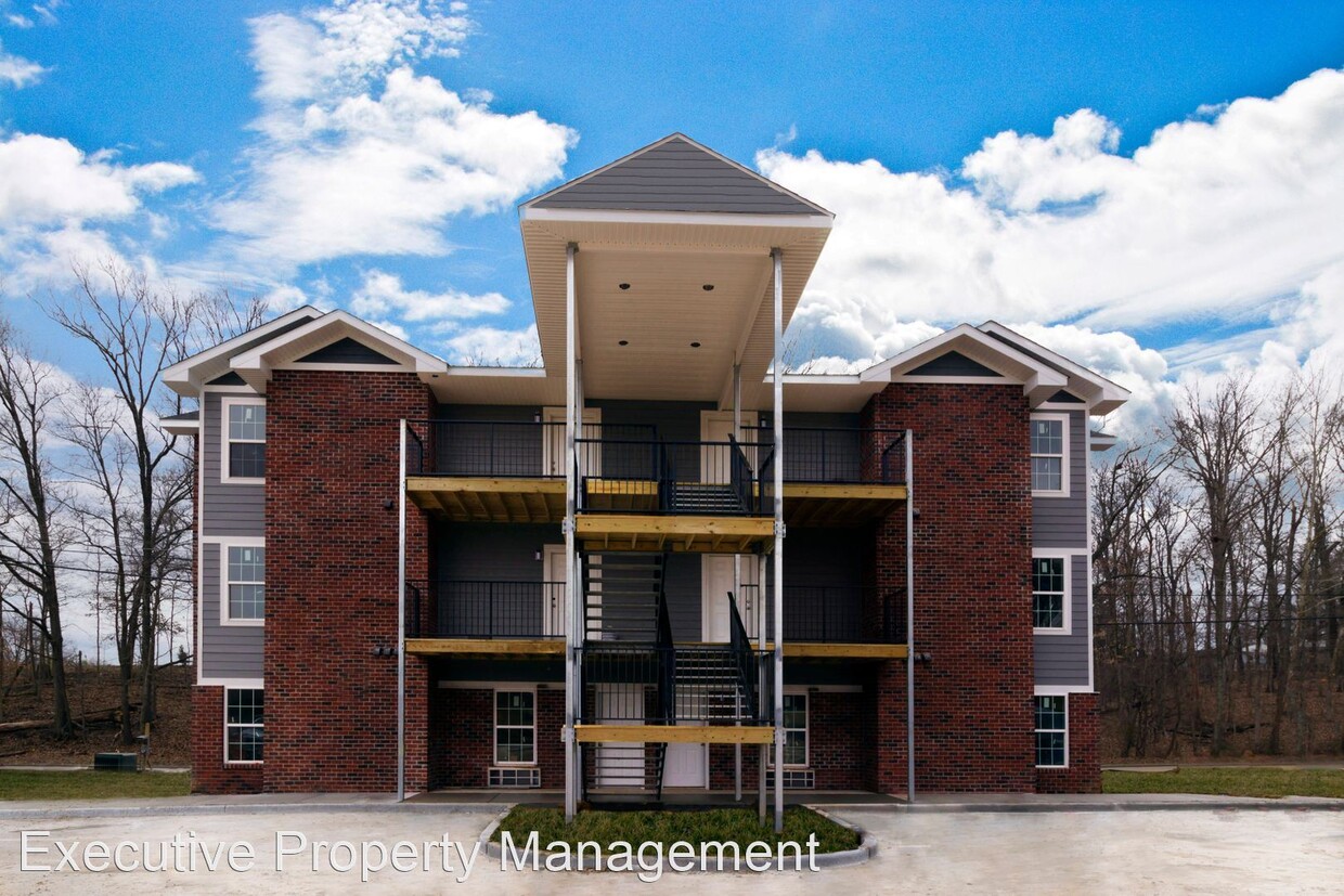 Foto principal - 2 br, 2 bath Apartment - Redhawk Commons 1...