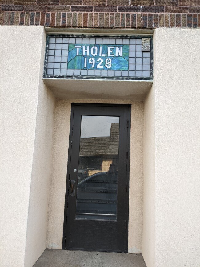 Foto del edificio - 115 Main St N